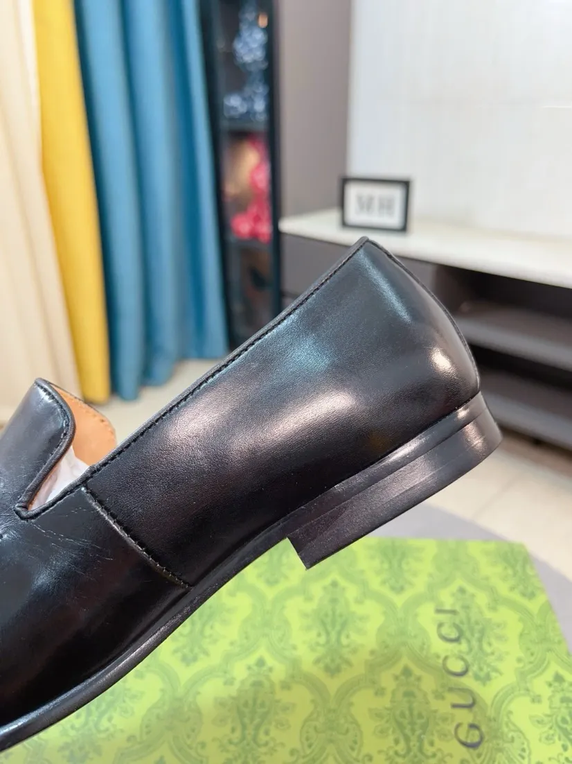 Men's shoes 💰500🌹🌹【GUCCI】The most popular classic Gucci leather shoes. Synchronized with the official website, the upper is made of Italian first-layer cowhide ➕cowhide lining, with unique brand and unique craftsmanship. Highlighting the hot style of the new year. Stop hesitating, stop wandering, get it now. Number: 38--44